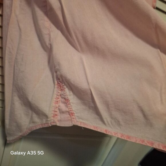 Maurices Womens Button-Down Distressed Faded Lightweight Peach Shirt Size 1 Lg - Picture 6 of 10